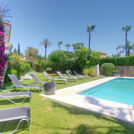 2290 Marbesa Charming Family Villa Marbella